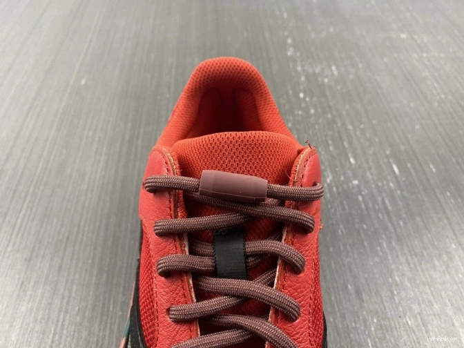 700 HQ6979 Yeezy Hi-Res Adidas Boost Red 0910